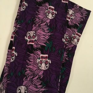 Os LuLaRoe Disney villains leggings